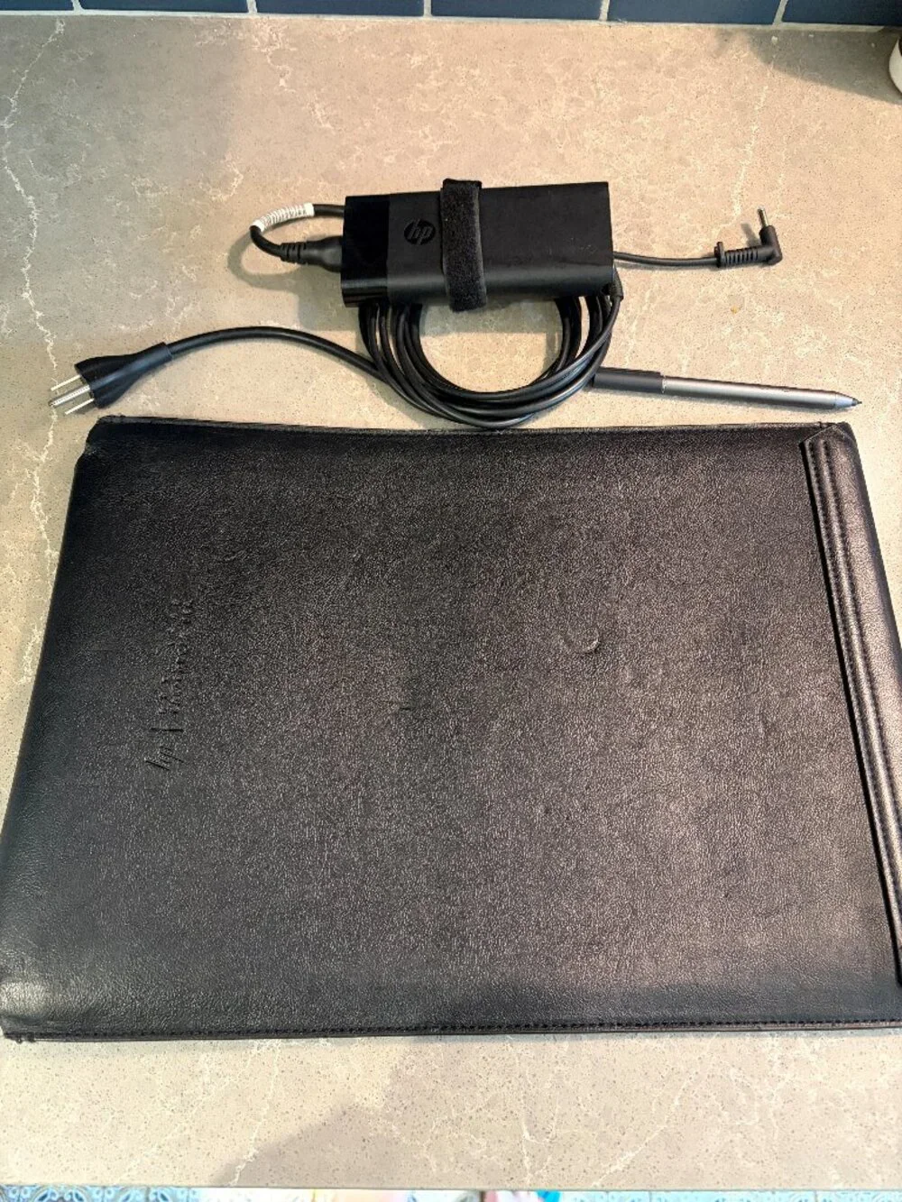 HP Lap Top - HP Spectre x360 15-df1033dx